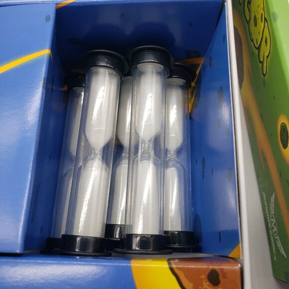 Meteor Mayday Games Co-op 1–5 Players 13+ Kickstarter Mike Young Opened Unused - Picture 5 of 10